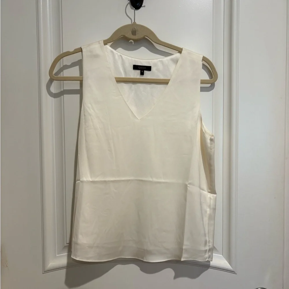 NWOT Quince Washable Stretch Silk Tank - Picture 2 of 3